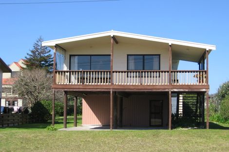 Photo of property in 190 Captain Cook Road, Cooks Beach, Whitianga, 3591