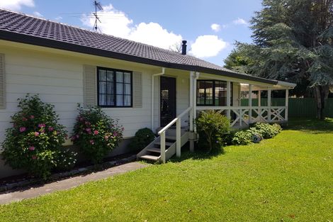 Photo of property in 17 Sunningdale Street, Wattle Downs, Auckland, 2103