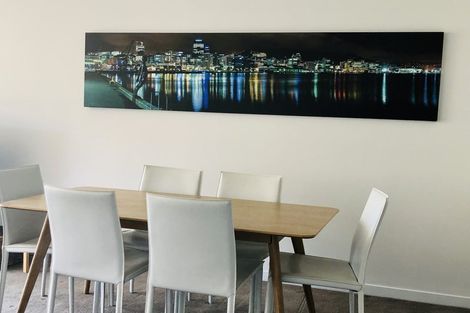 Photo of property in Piermont Apartments, 5e/82 Cable Street, Te Aro, Wellington, 6011