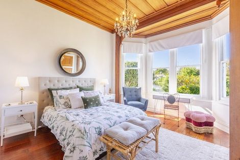 Photo of property in 10 Mcdonald Street, Napier South, Napier, 4110