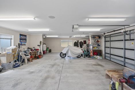 Photo of property in 12 Waterside Drive, Pyes Pa, Tauranga, 3112