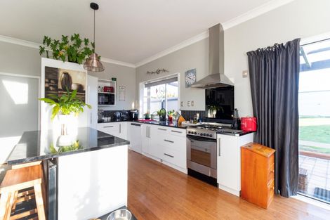 Photo of property in 10 Studholme Street, Waimate, 7924