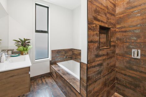 Photo of property in 44 Broadway Road, Waihi Beach, 3611