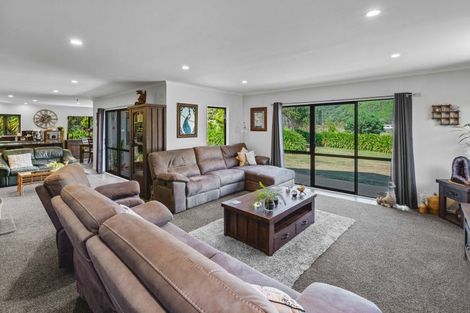 Photo of property in 5523 Masterton Castlepoint Road, Tinui, Masterton, 5889