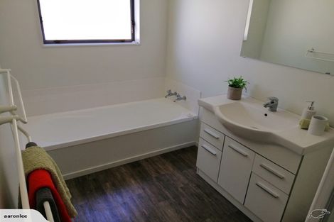 Photo of property in 11 Aldona Place, Fairview Downs, Hamilton, 3214