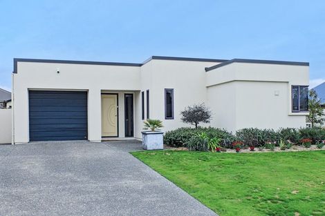 Photo of property in 13 Palmbrook Avenue, Havelock North, 4130