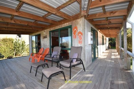 Photo of property in 19 Ngatoto Road, Tinopai, Matakohe, 0593