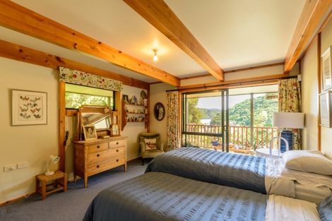 Photo of property in 11 Amelia Crescent, Waikawa, Picton, 7220