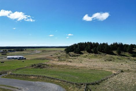 Photo of property in 33 Truebridge Drive, Waitarere, Levin, 5510