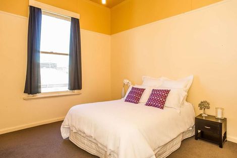 Photo of property in 211 Grant Road, Thorndon, Wellington, 6011