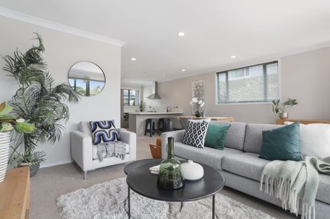 Photo of property in 9f Clearwater Cove, West Harbour, Auckland, 0618