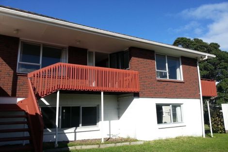 Photo of property in 1/2a Hart Road, Hauraki, Auckland, 0622
