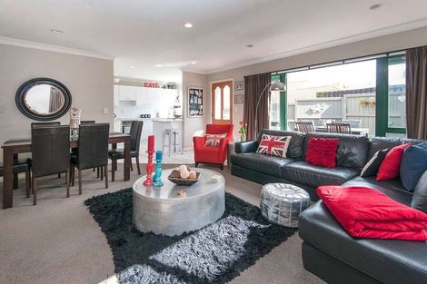 Photo of property in 2/70 Drake Street, Howick, Auckland, 2014
