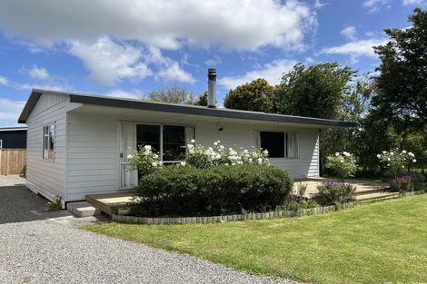 Photo of property in 28 Esther Street, Martinborough, 5711