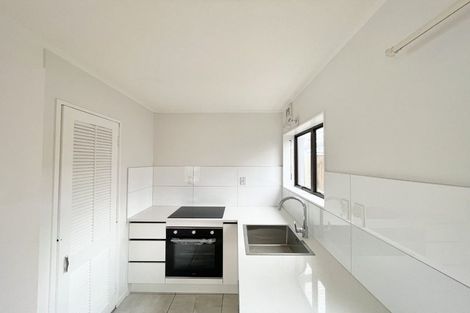 Photo of property in 79 Sturges Road, Henderson, Auckland, 0612