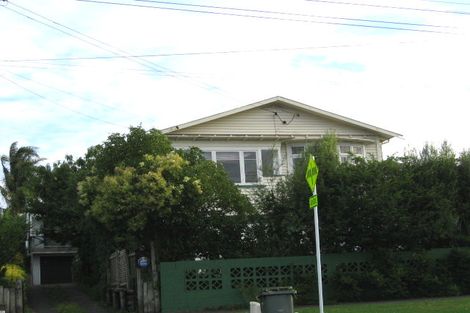 Photo of property in 17a Seaview Terrace, Mount Albert, Auckland, 1025