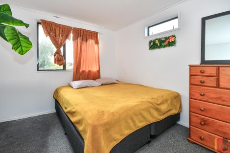 Photo of property in 67b Redcrest Avenue, Red Hill, Papakura, 2110