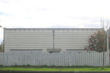 Photo of property in 86 George Street, Hikurangi, 0114