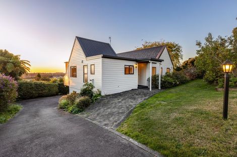 Photo of property in 134 Winara Avenue, Waikanae, 5036
