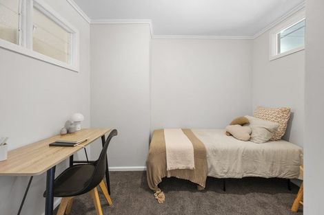 Photo of property in 35 Pukeko Place, Westshore, Napier, 4110