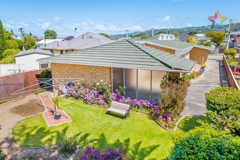 Photo of property in 122 Pretoria Street, Hutt Central, Lower Hutt, 5010