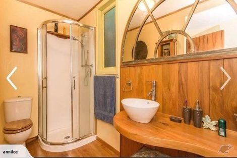 Photo of property in 30 Ocean View Road, Huia, Auckland, 0604