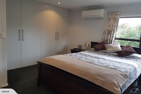 Photo of property in 2/10 Tiri View Place, Waiake, Auckland, 0630