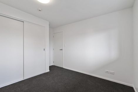 Photo of property in 3d/4045 Great North Road, Glen Eden, Auckland, 0602