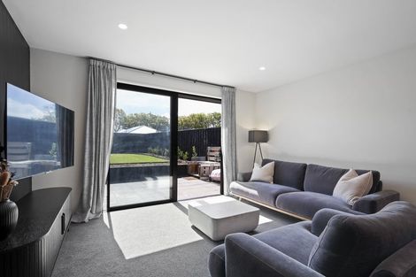 Photo of property in 19 Croydon Street, Woodend, 7610