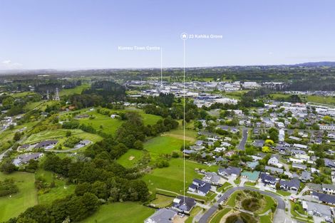 Photo of property in 23 Kahika Grove, Huapai, Kumeu, 0810