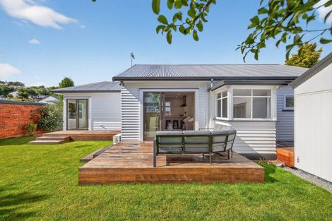 Photo of property in 13 Kowhai Terrace, Saint Martins, Christchurch, 8022