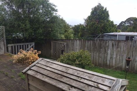 Photo of property in 1a Thomas Rea Place, Te Atatu South, Auckland, 0610