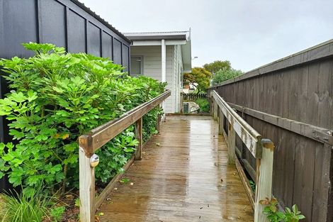 Photo of property in 23 Garden Terrace, Pukekohe, 2120