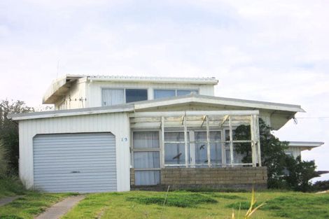 Photo of property in 19 Brown Terrace, Foxton Beach, Foxton, 4815