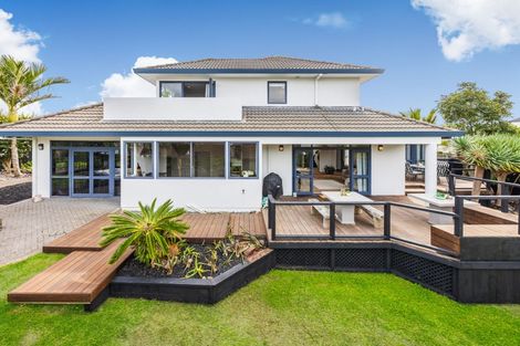 Photo of property in 62 Keywella Drive, Conifer Grove, Takanini, 2112