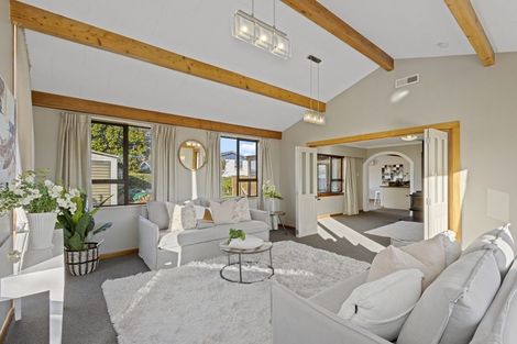 Photo of property in 37 Middlepark Road, Sockburn, Christchurch, 8042