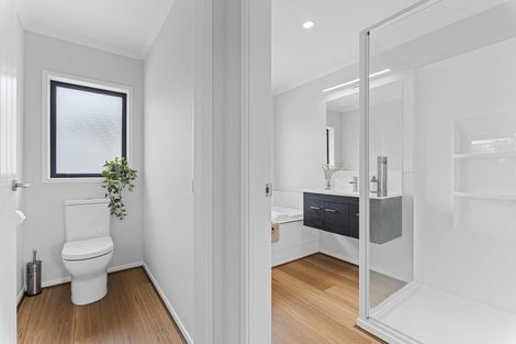 Photo of property in 25b Karaka Street, Merrilands, New Plymouth, 4312