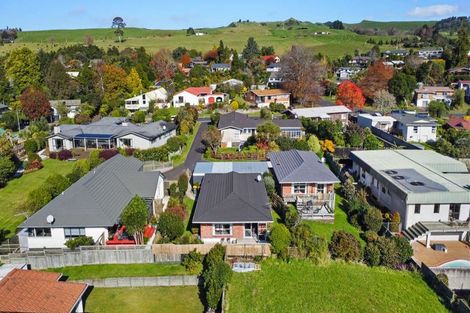 Photo of property in 10b Willmott Place, Springfield, Rotorua, 3015