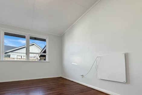 Photo of property in 6 Awatea Street, Levin, 5510