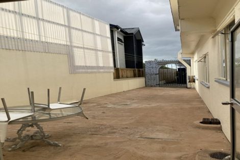 Photo of property in 16 Ruakiwi Road, Hamilton Lake, Hamilton, 3204