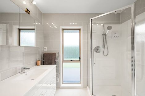 Photo of property in 10 Wilfred Street, St Andrews, Hamilton, 3200