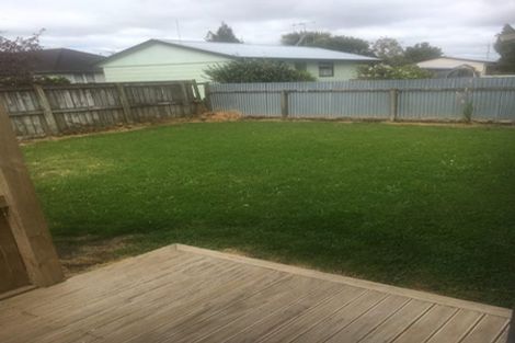 Photo of property in 4 Douglas Crescent, Fairfield, Hamilton, 3214