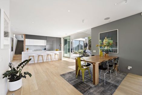 Photo of property in 78 Burnham Street, Seatoun, Wellington, 6022