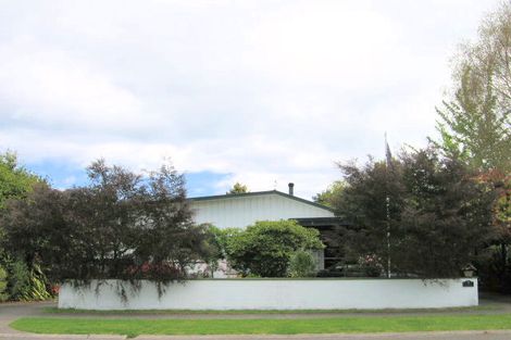 Photo of property in 33 Tamatea Road, Taupo, 3330