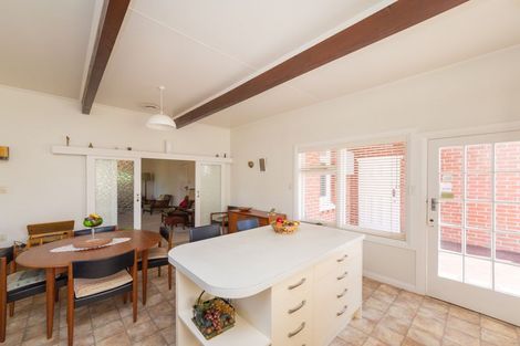 Photo of property in 27 Langston Avenue, Palmerston North, 4414