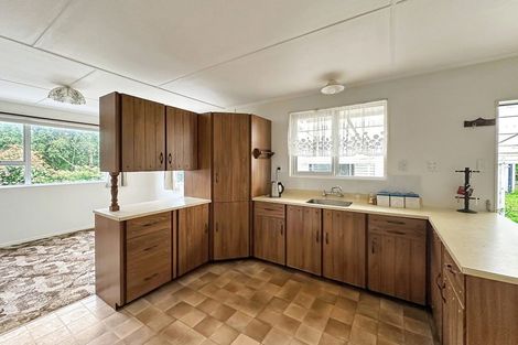 Photo of property in 5 Fookes Street, Waverley, 4510