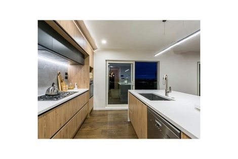 Photo of property in 185b Browns Bay Road, Browns Bay, Auckland, 0630