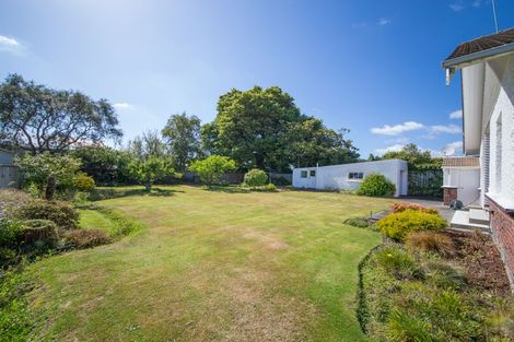 Photo of property in 27 Langston Avenue, Palmerston North, 4414