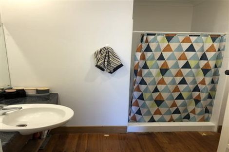 Photo of property in 3/289 Lake Road, Hauraki, Auckland, 0622