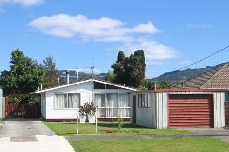 Photo of property in 2/3 Willow Grove, Ebdentown, Upper Hutt, 5018